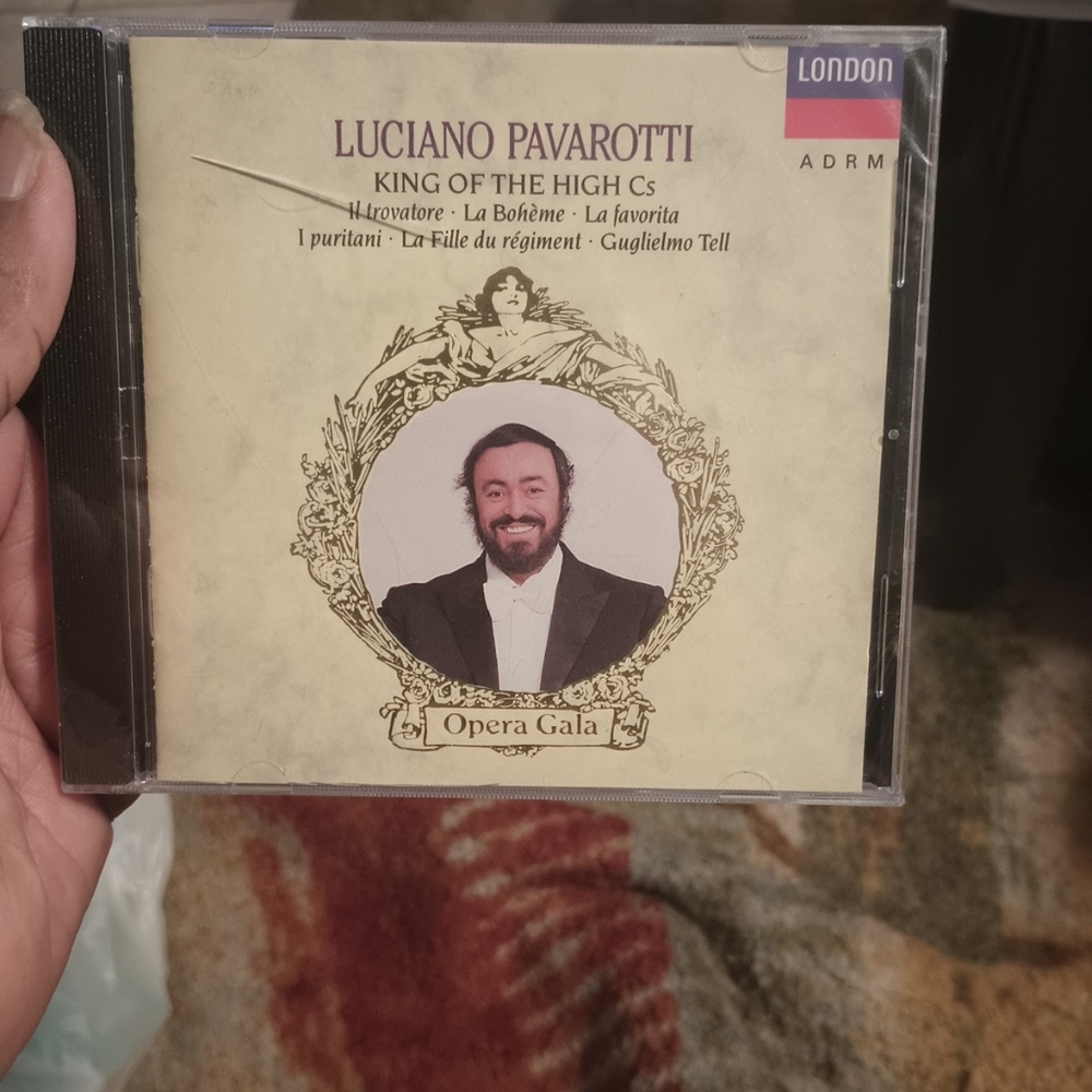 Luciano Pavarotti Opera CD